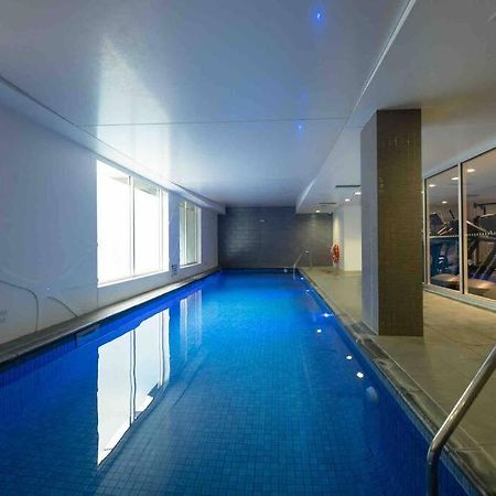 City Apartment, Pool & Carpark Аделейд Екстериор снимка